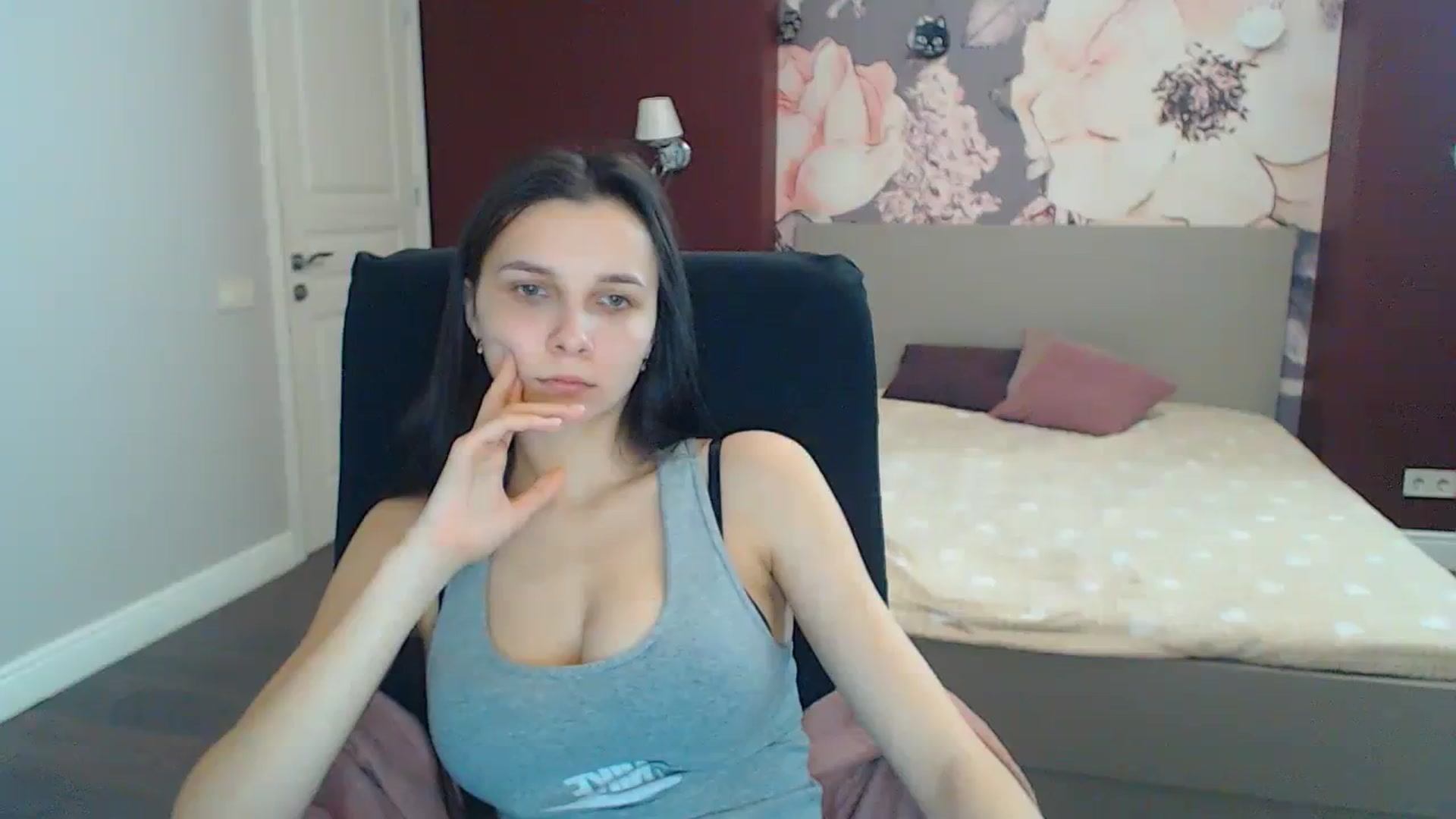 Karina_Mils video thumbnail