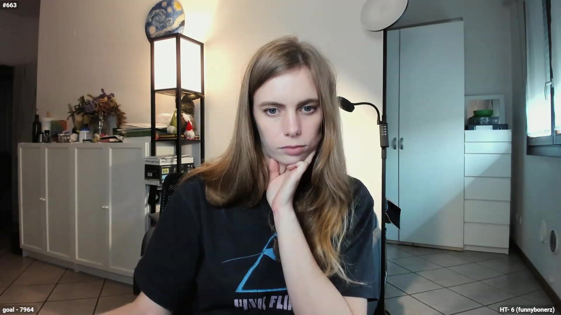 Personage video thumbnail
