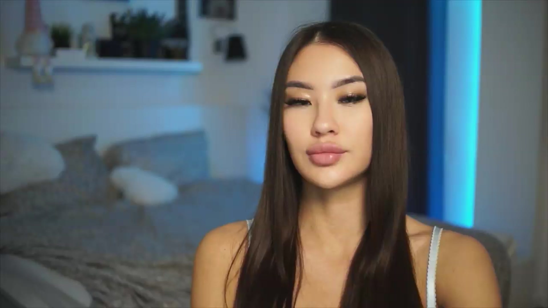 SimpleMai video thumbnail