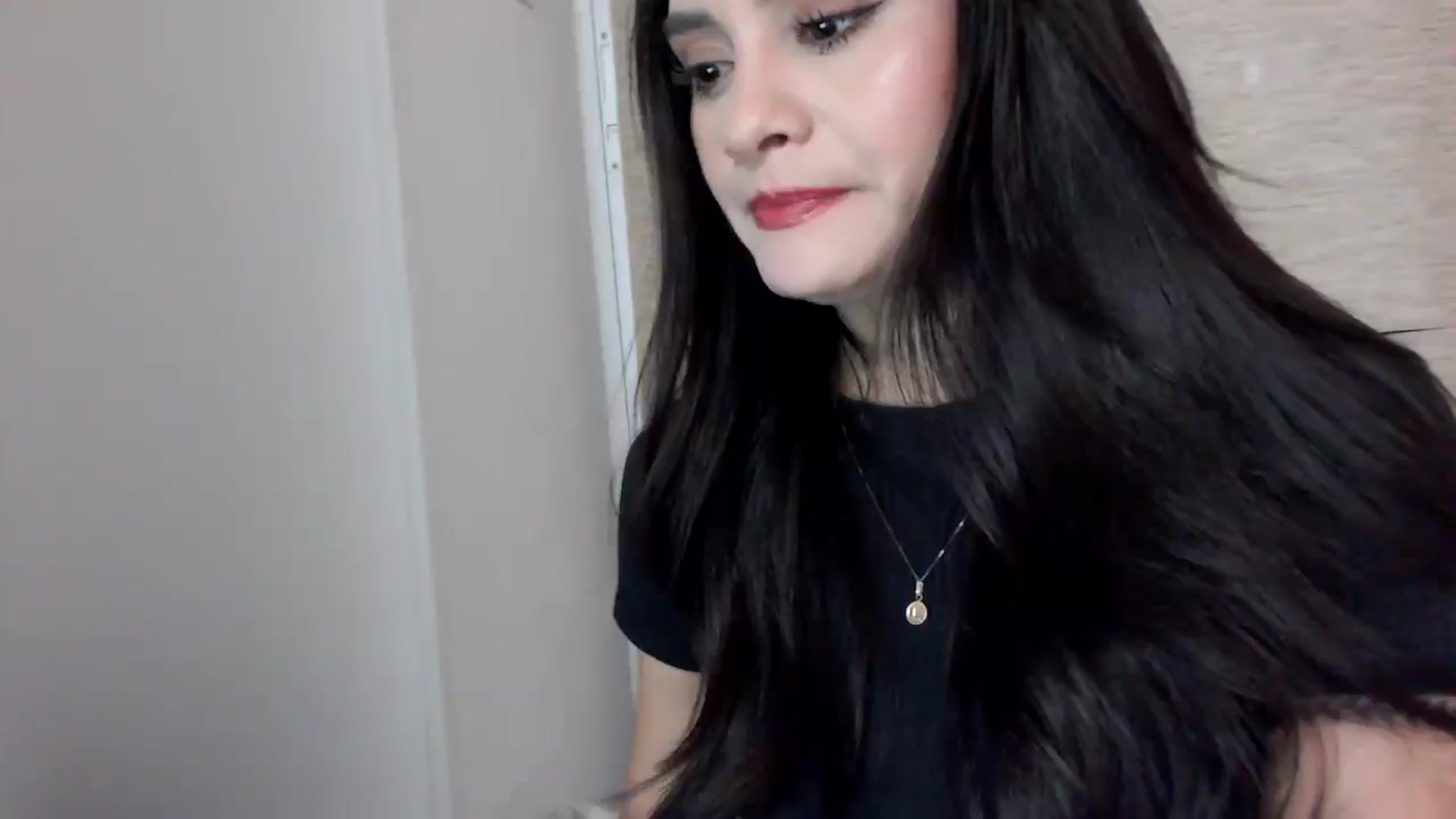 lanawinters1 video thumbnail