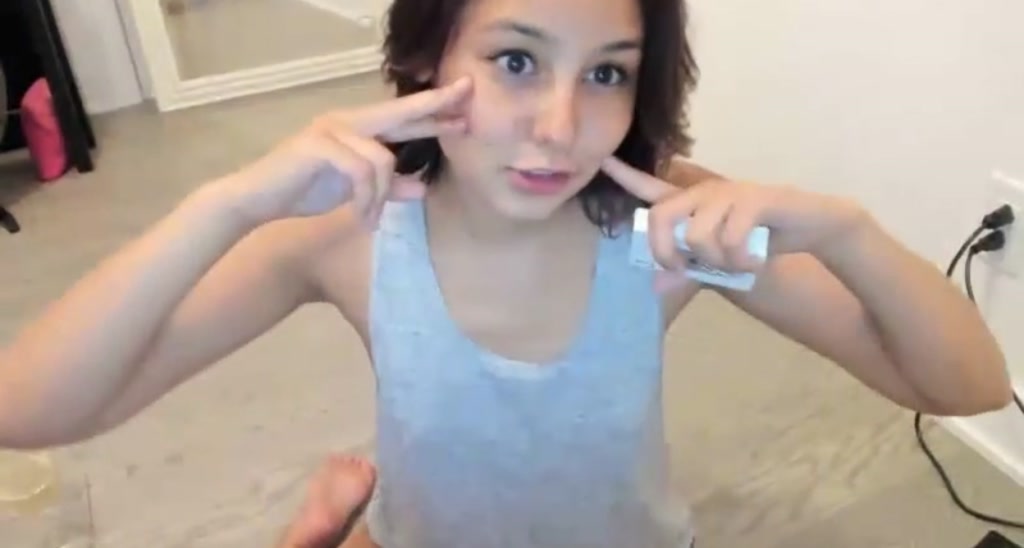 MissLunaMiel video thumbnail