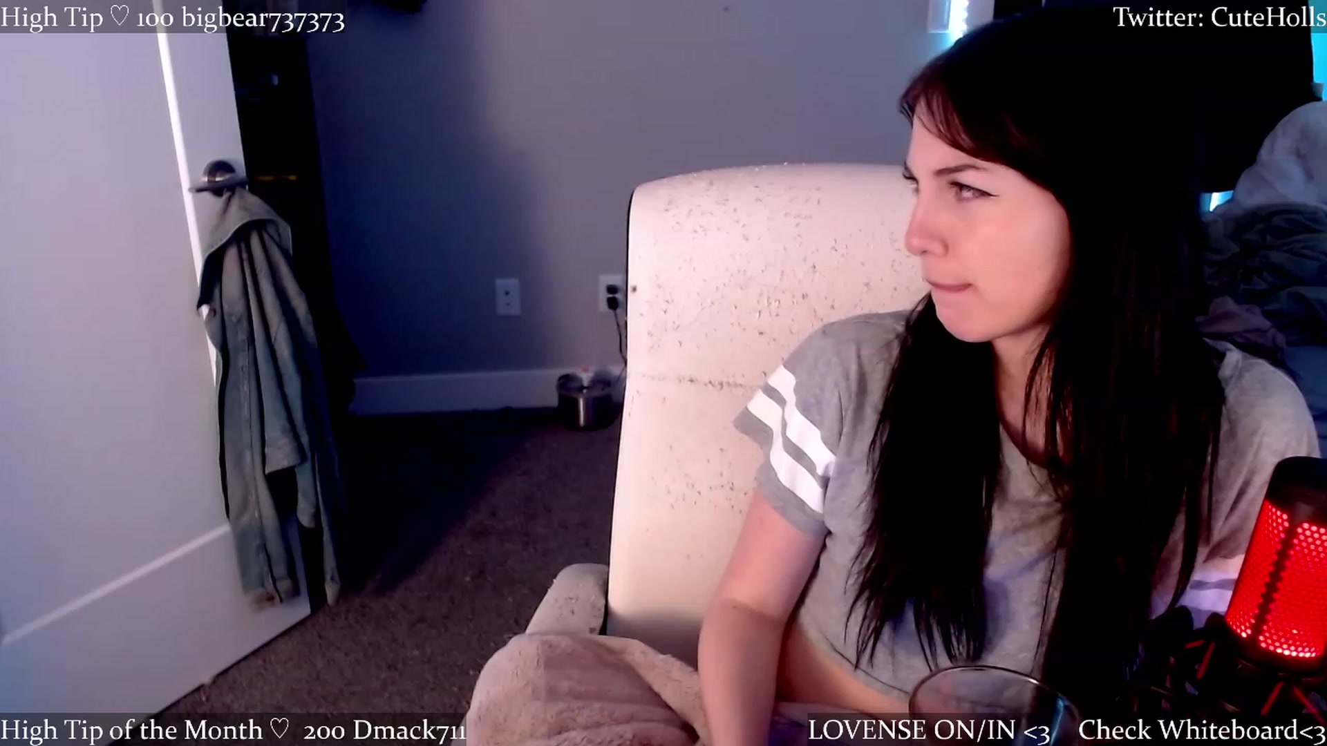 cuteholly video thumbnail
