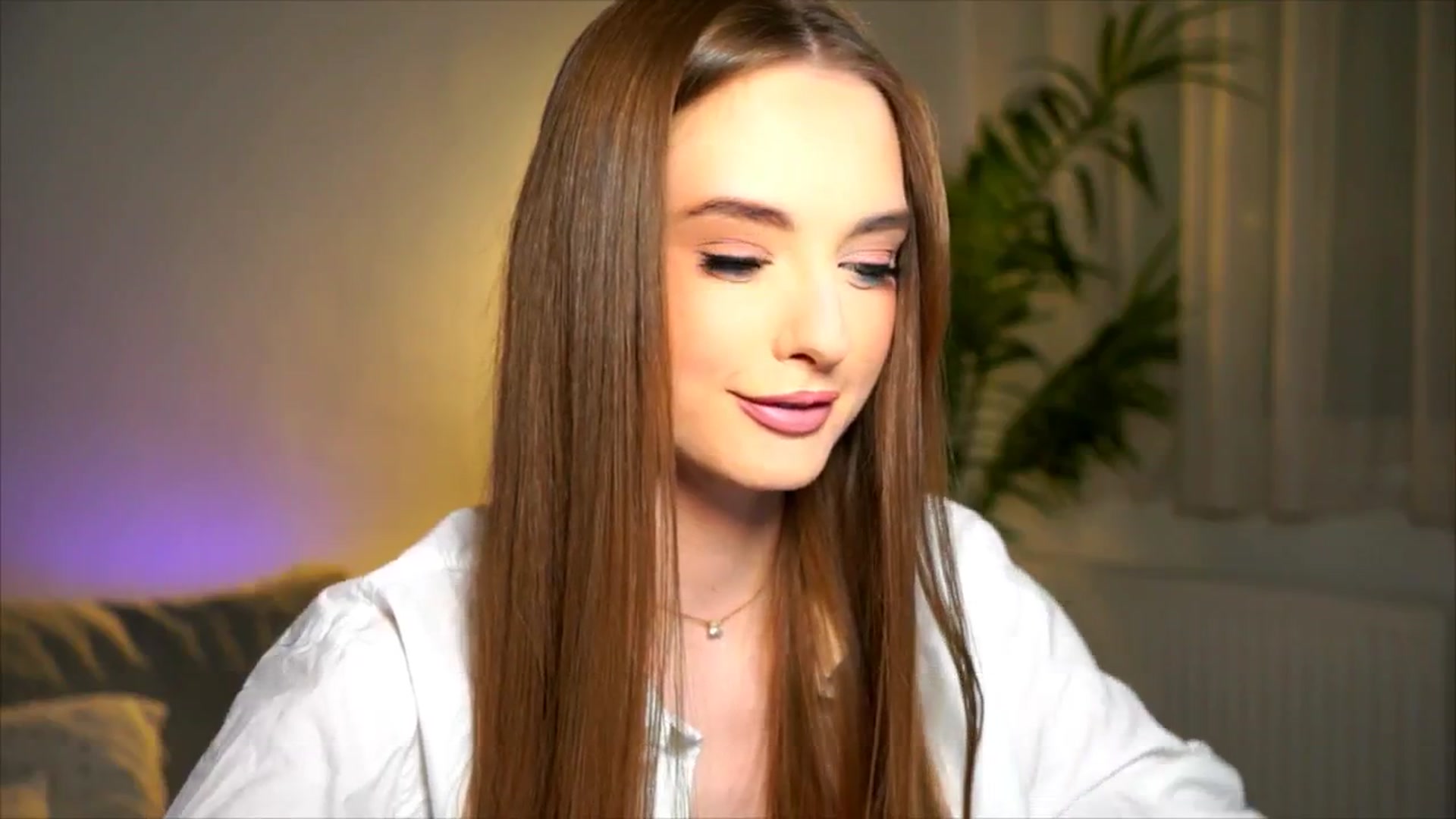 petitegonwild video thumbnail