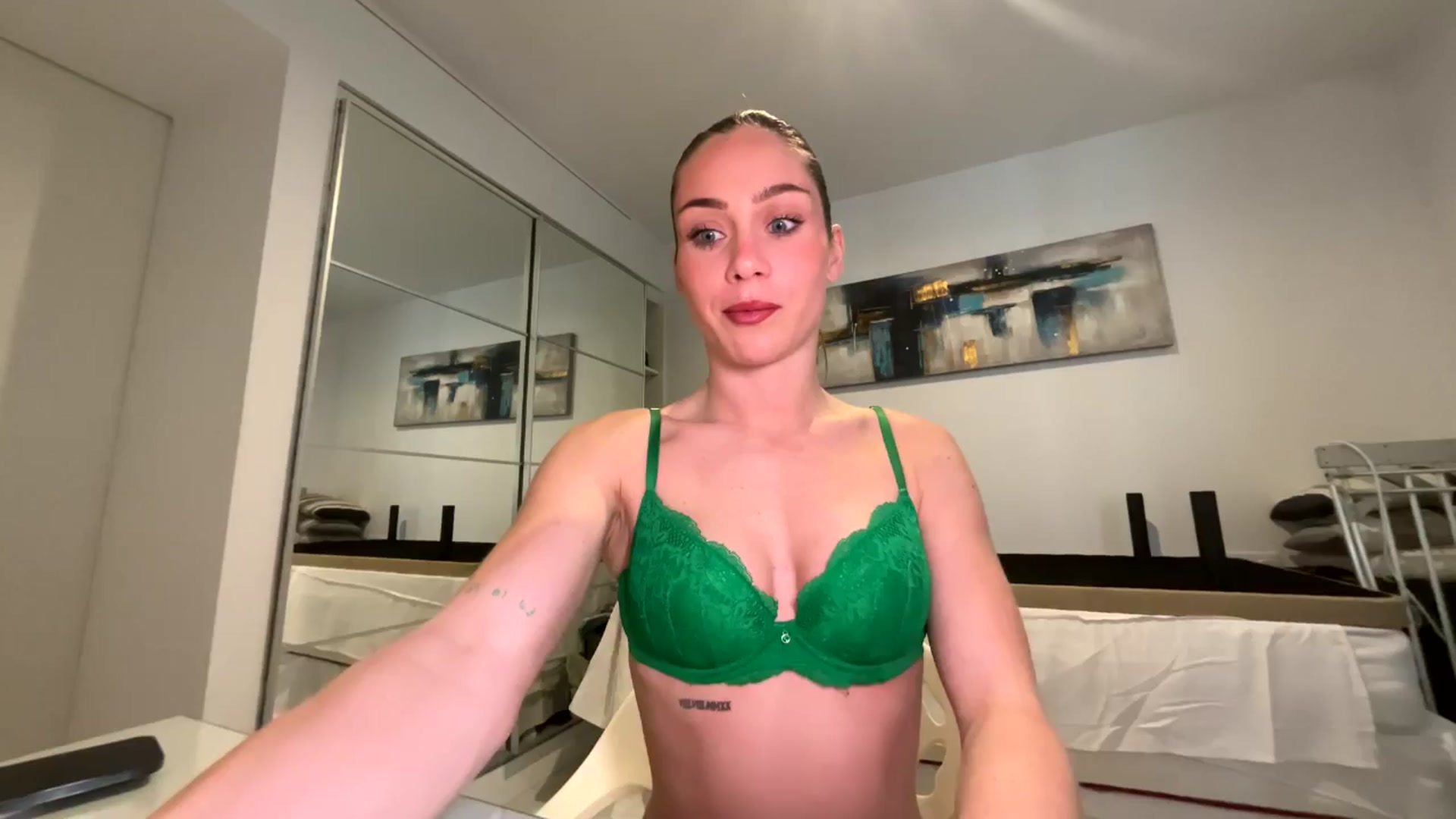 English_Lola video thumbnail