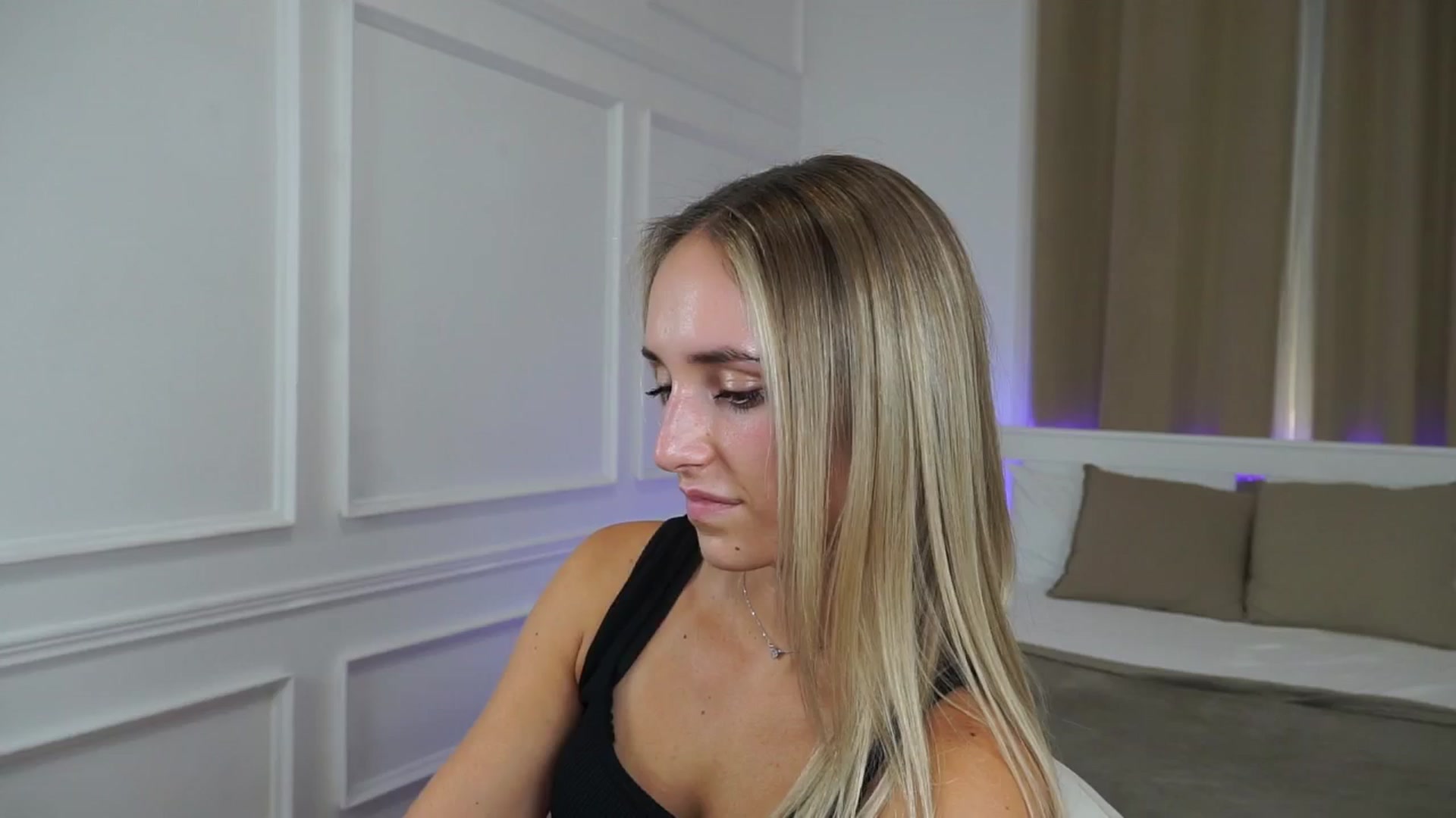 LenaaStar video thumbnail