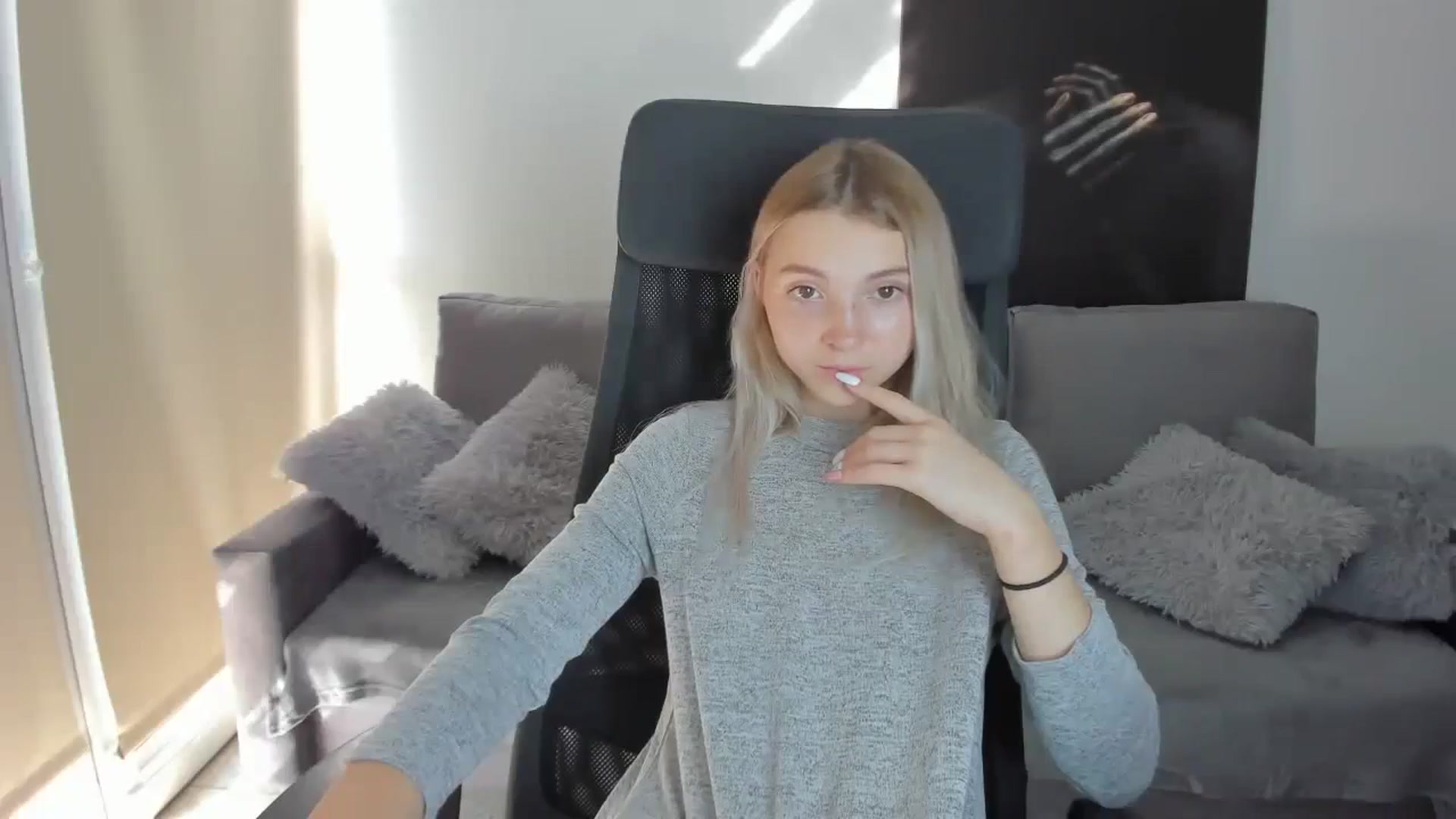 Daisyy video thumbnail