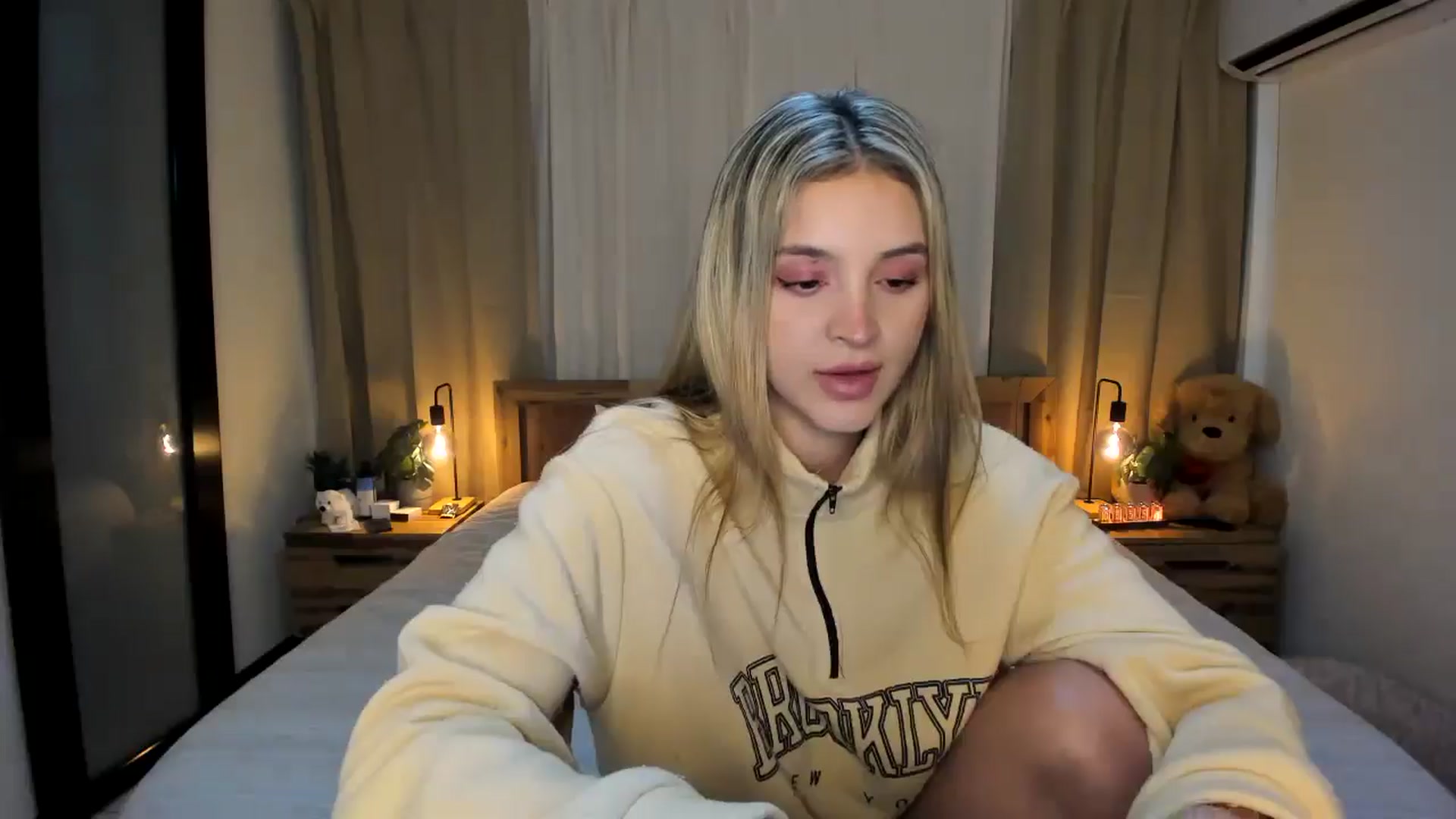 BeatrixNova video thumbnail