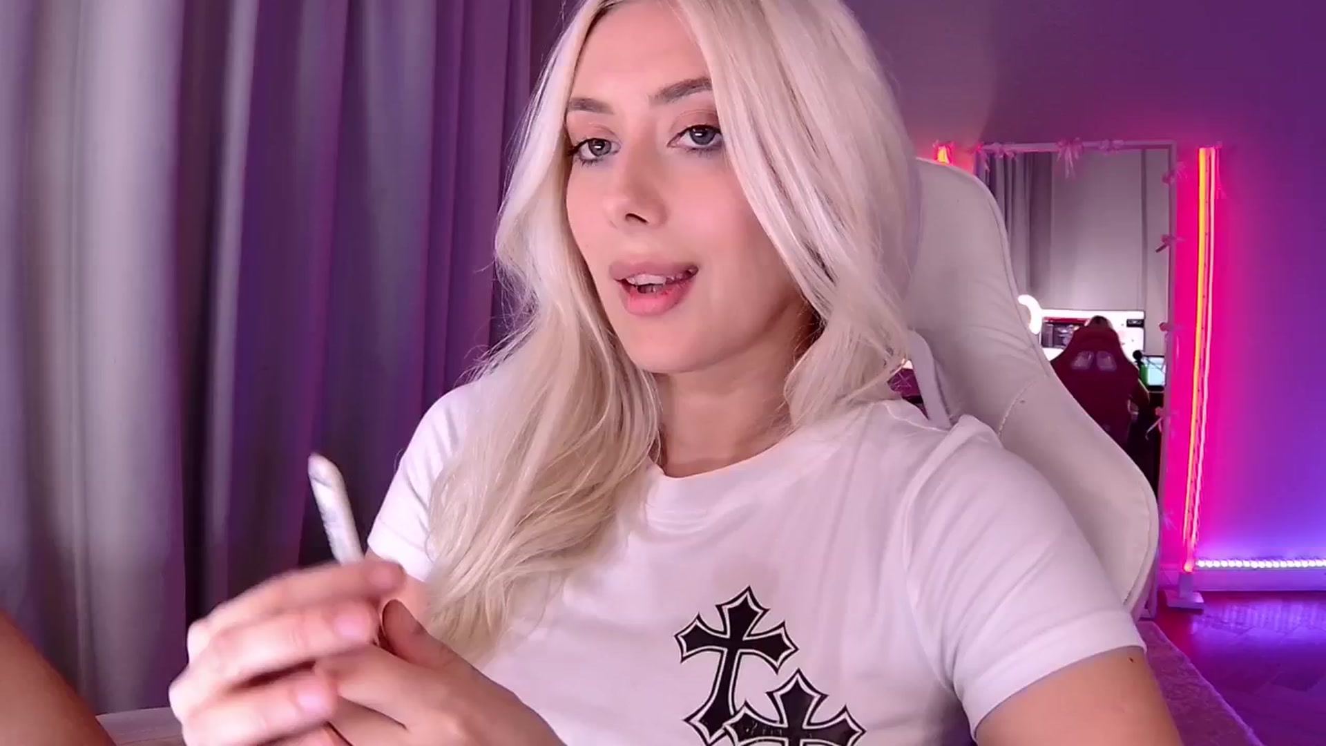 Loren_Wood video thumbnail