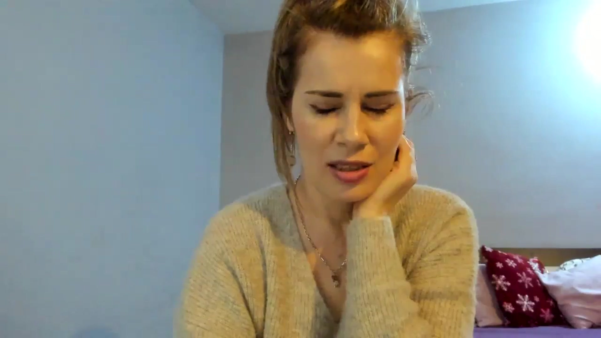 PrettyWomen31 video thumbnail