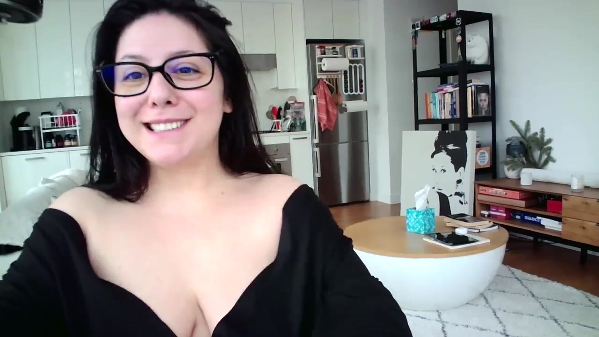 SILKYWOMAN video thumbnail