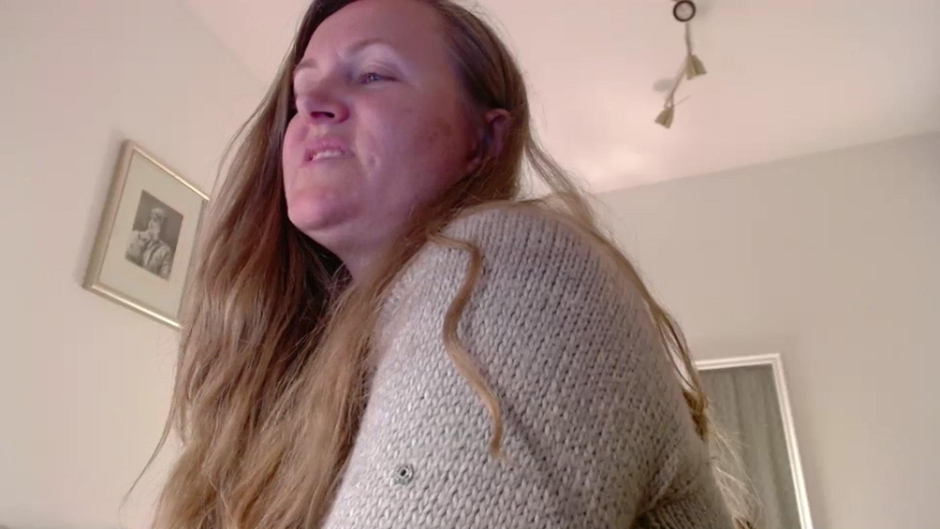 JustLily video thumbnail