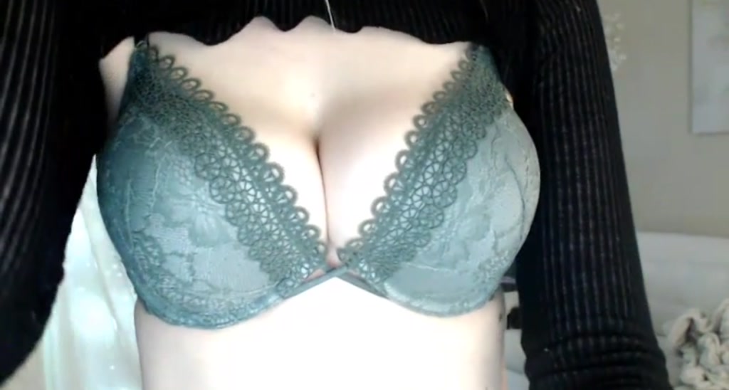 MOM_JEANS_ video thumbnail