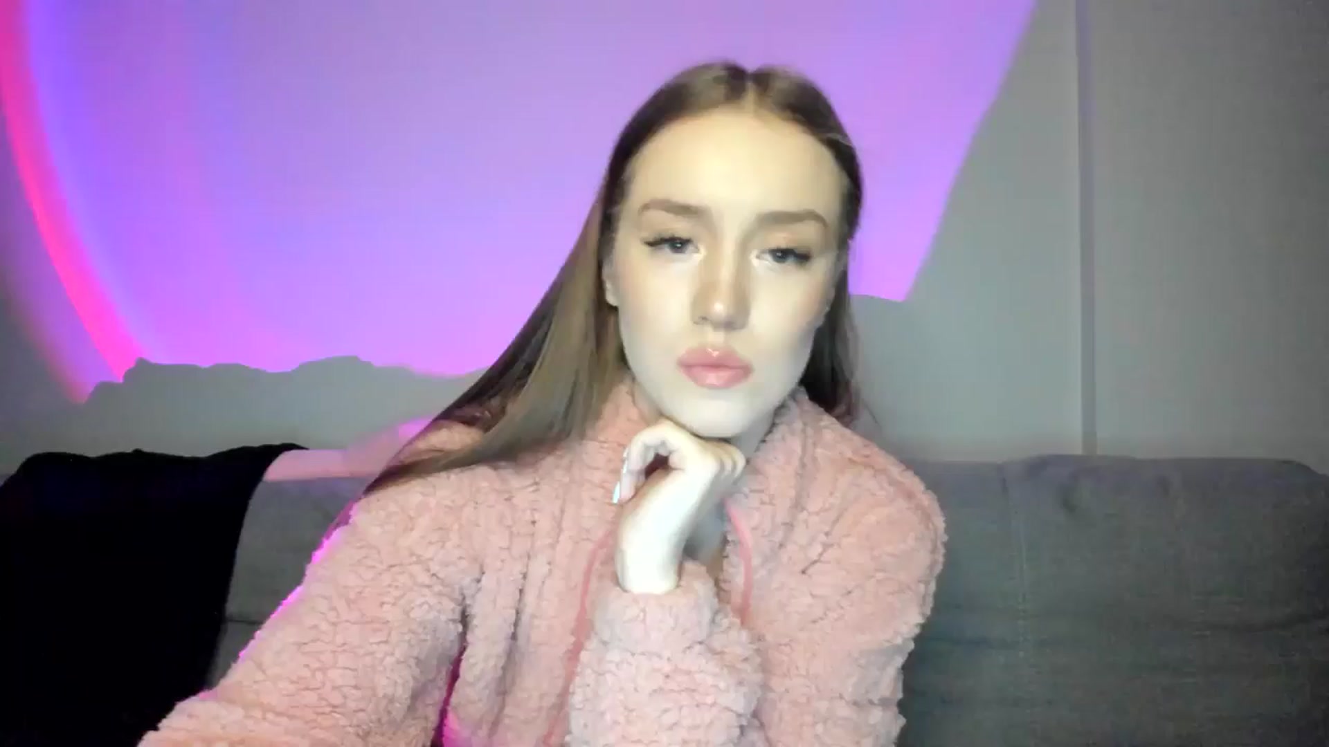 IsabellRrose video thumbnail