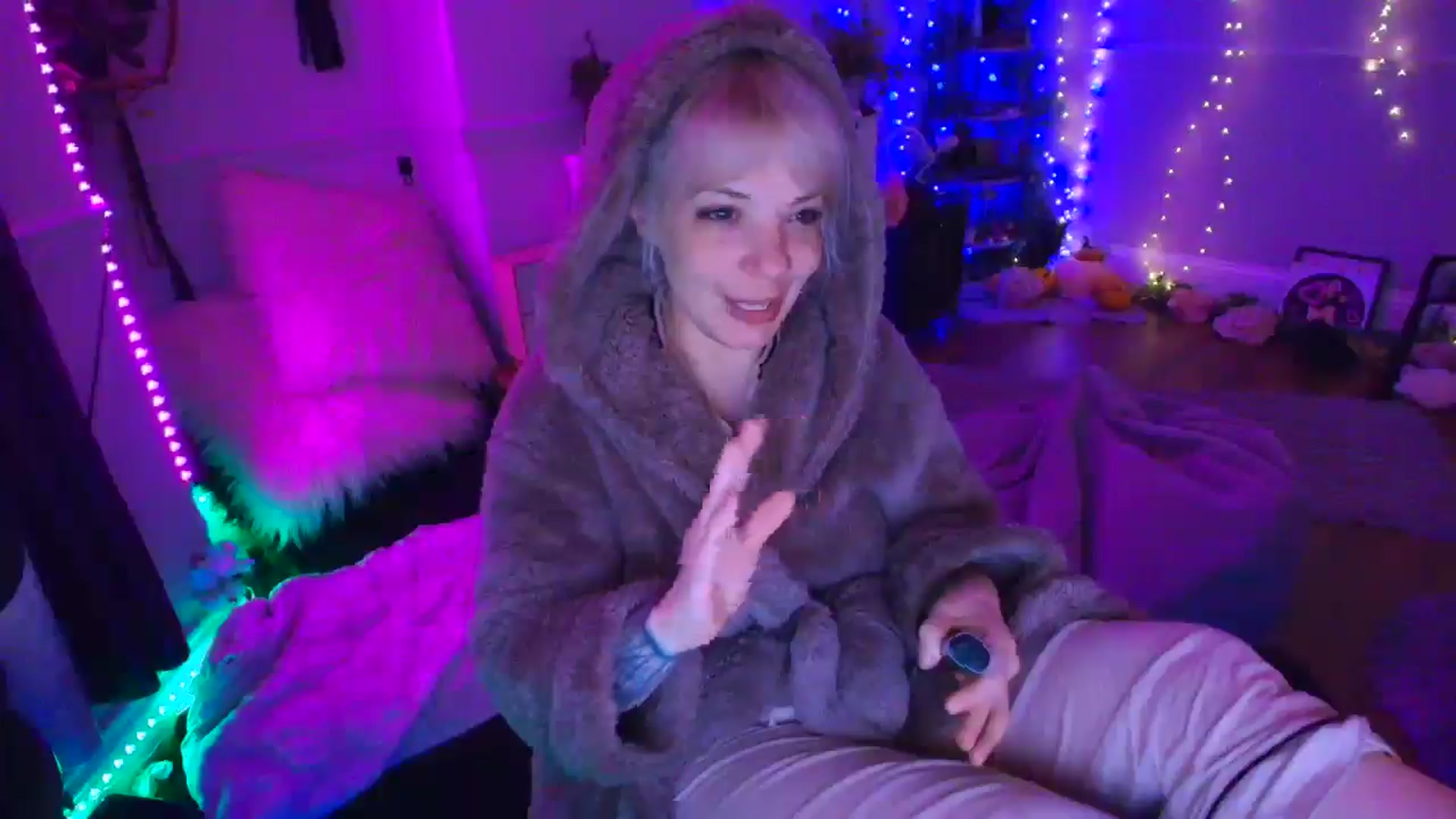 LunaWolfie video thumbnail