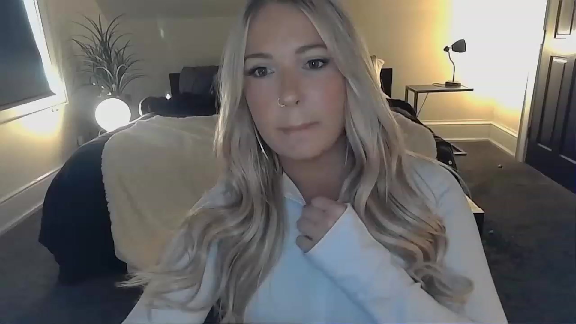 xx_scarlett video thumbnail