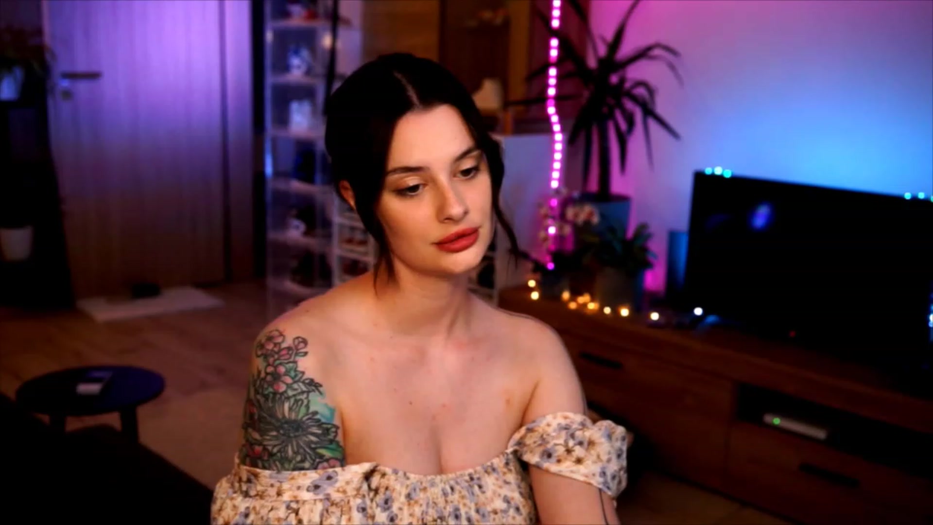 lucynutty video thumbnail