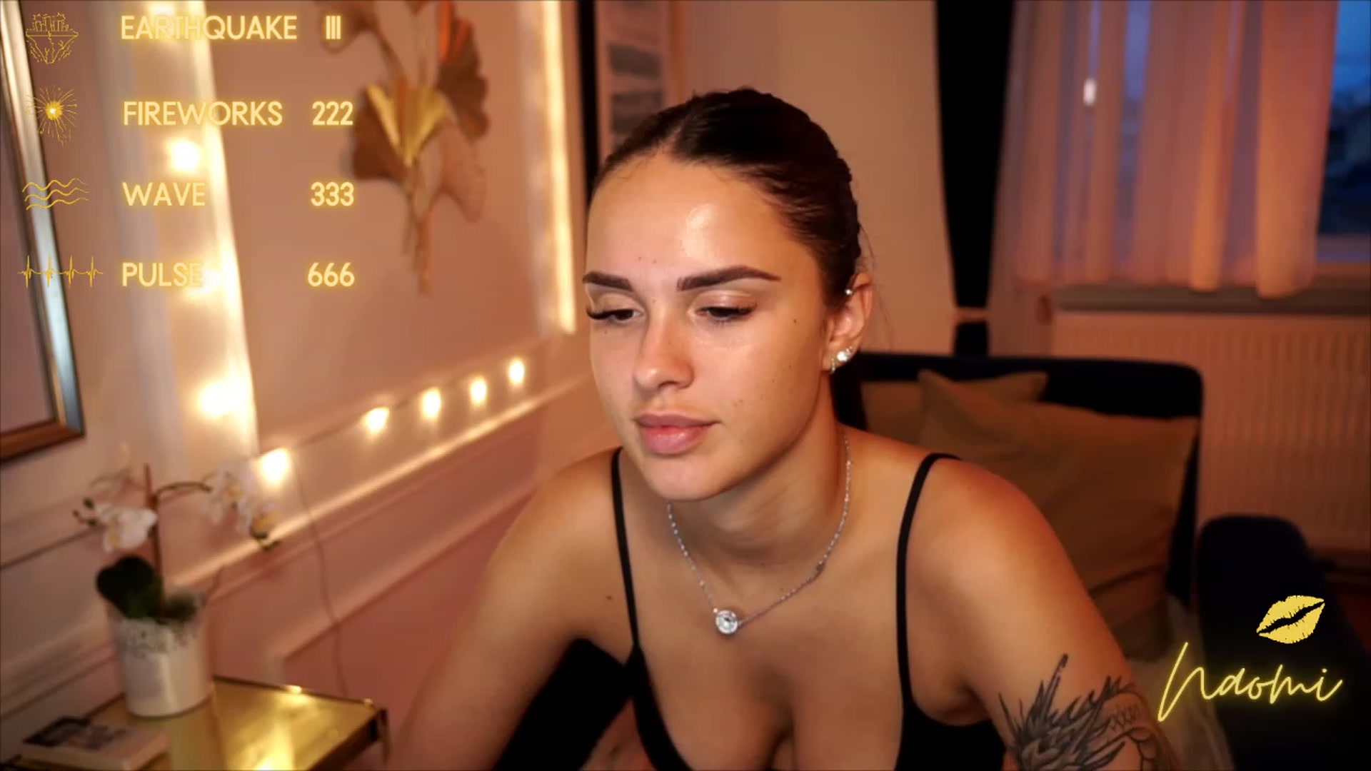 cinnabellee video thumbnail