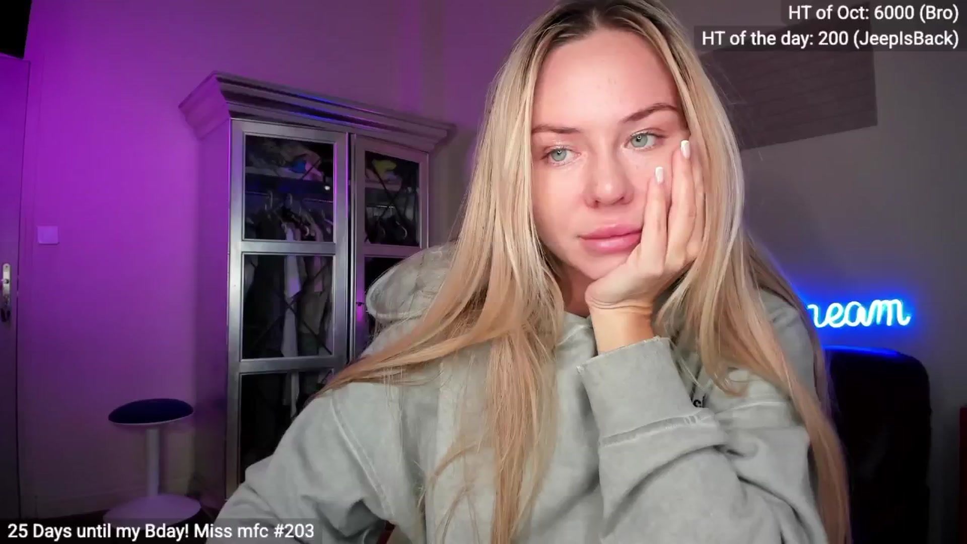 Linda_0nline video thumbnail