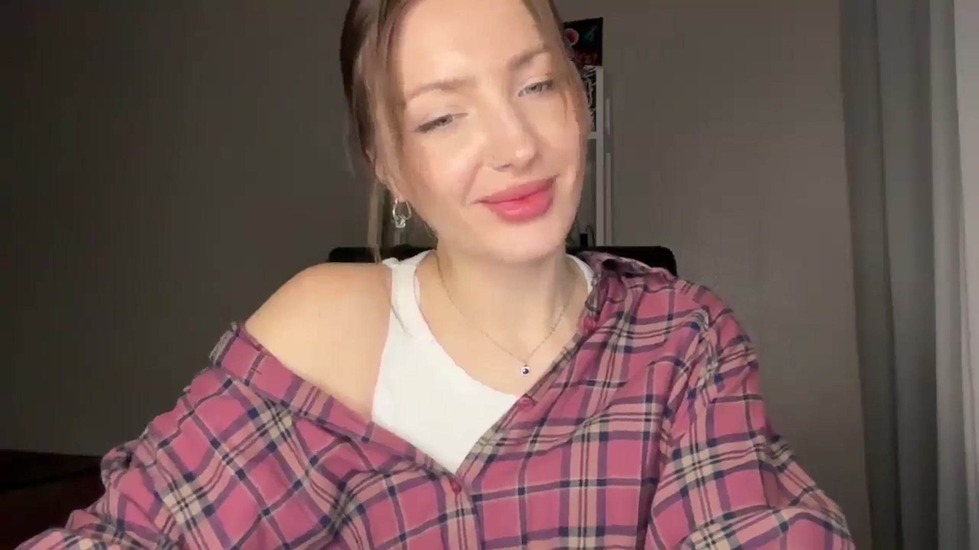 Di_Pearl video thumbnail