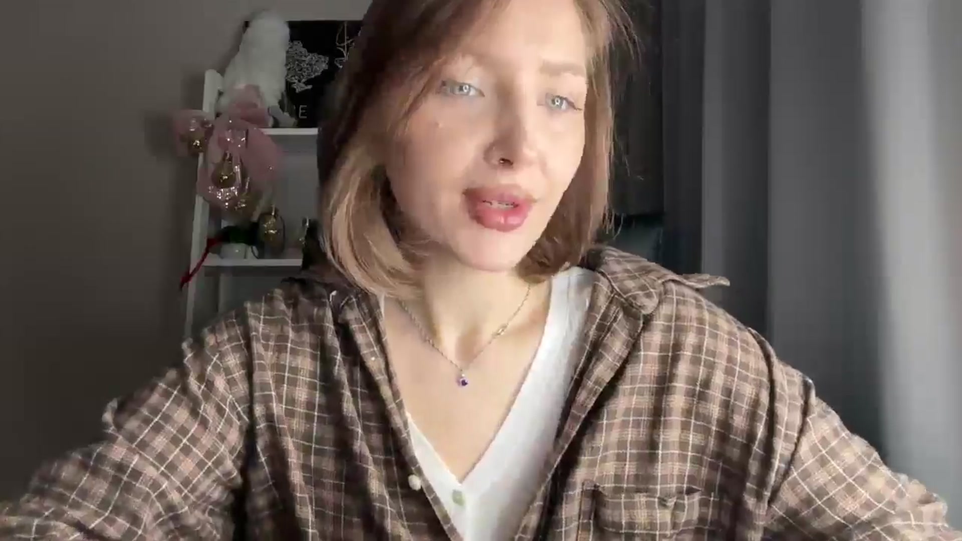 Di_Pearl video thumbnail