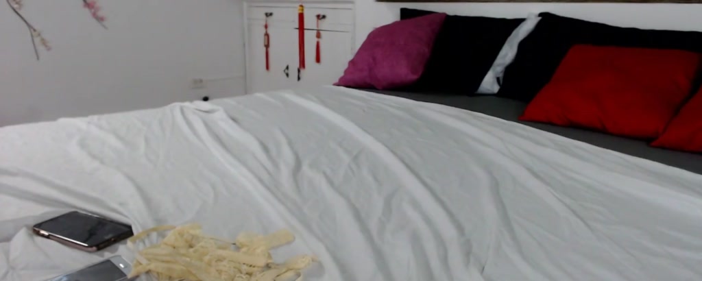Laurabigtits video thumbnail