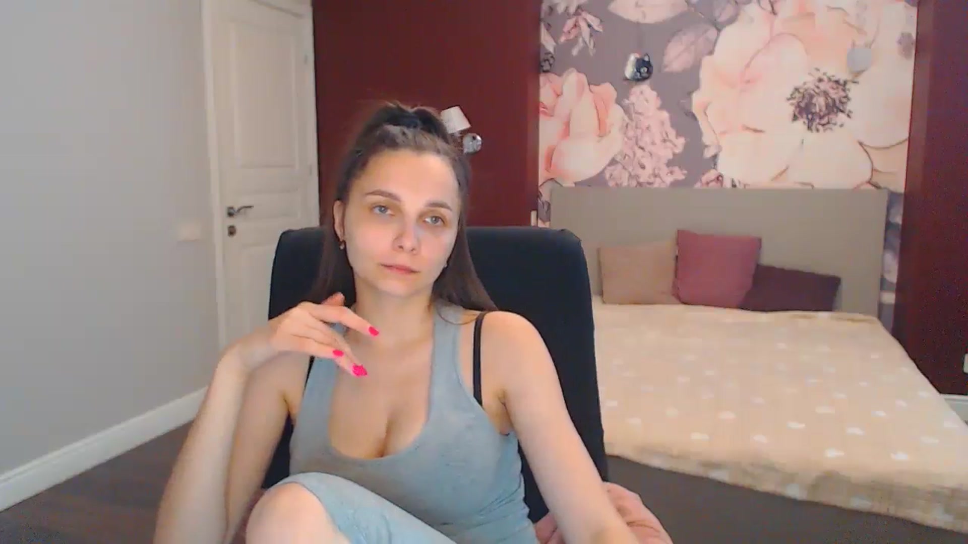 Karina_Mils video thumbnail