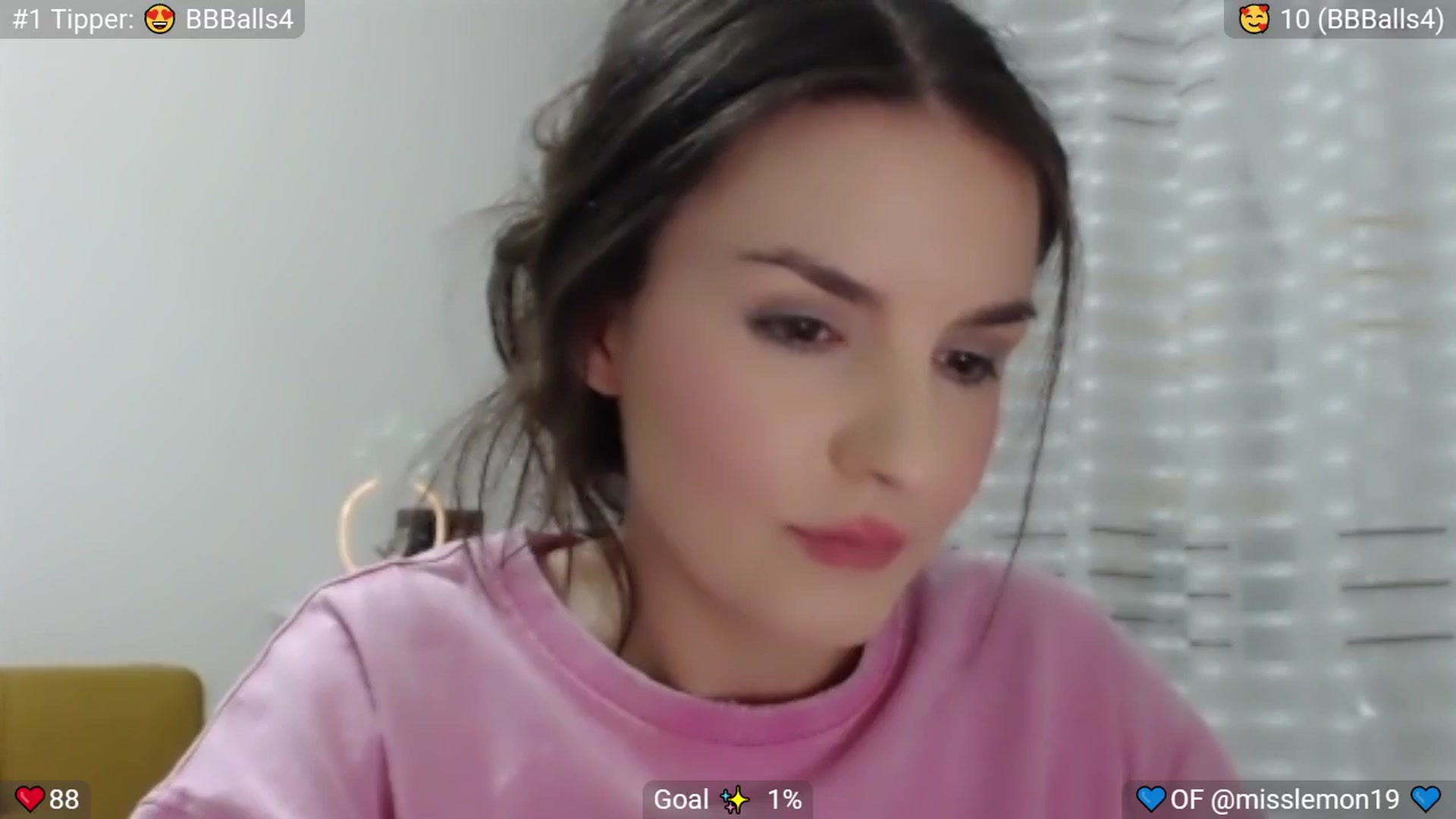 MissReno video thumbnail