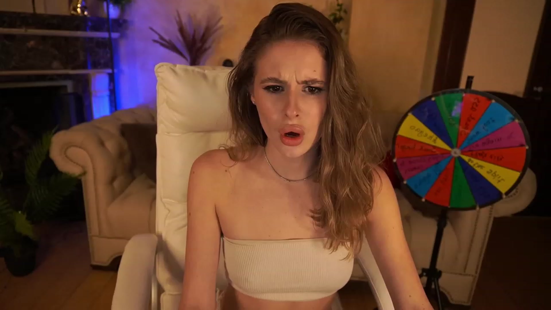 MissGadriela video thumbnail