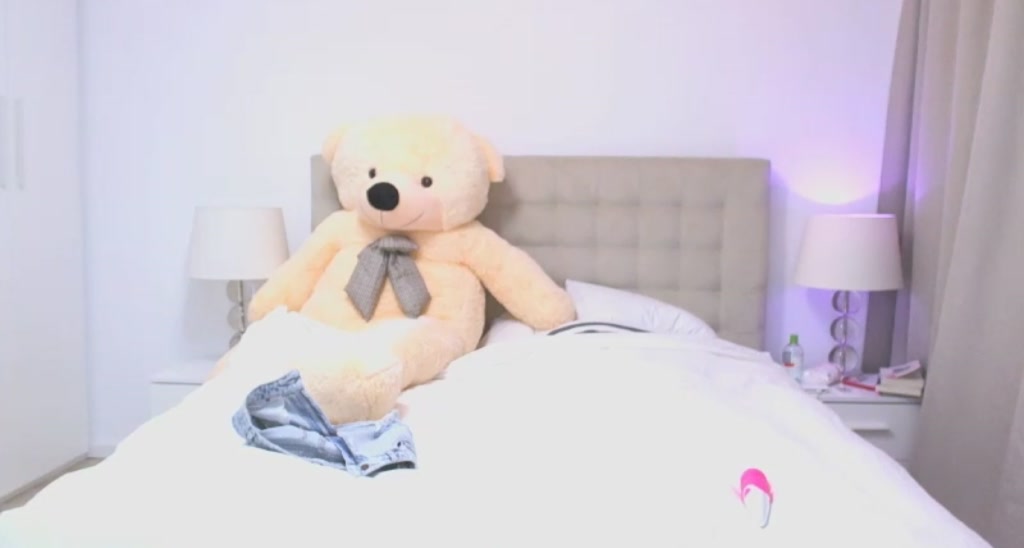 BeaBeatrice video thumbnail