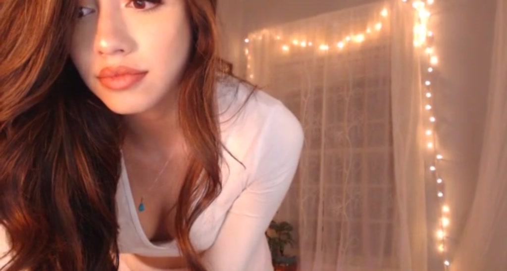 RobinMae video thumbnail