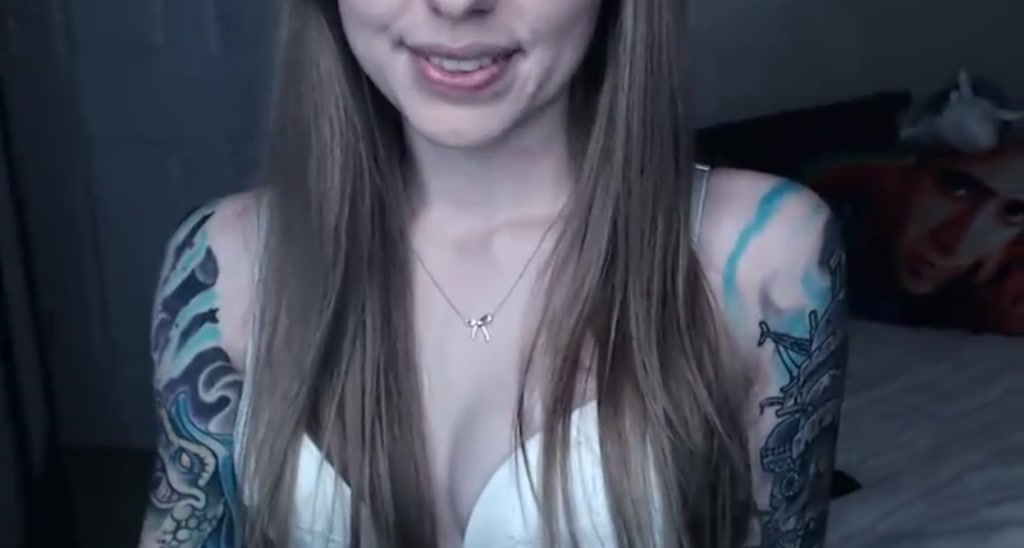 derpqueen video thumbnail
