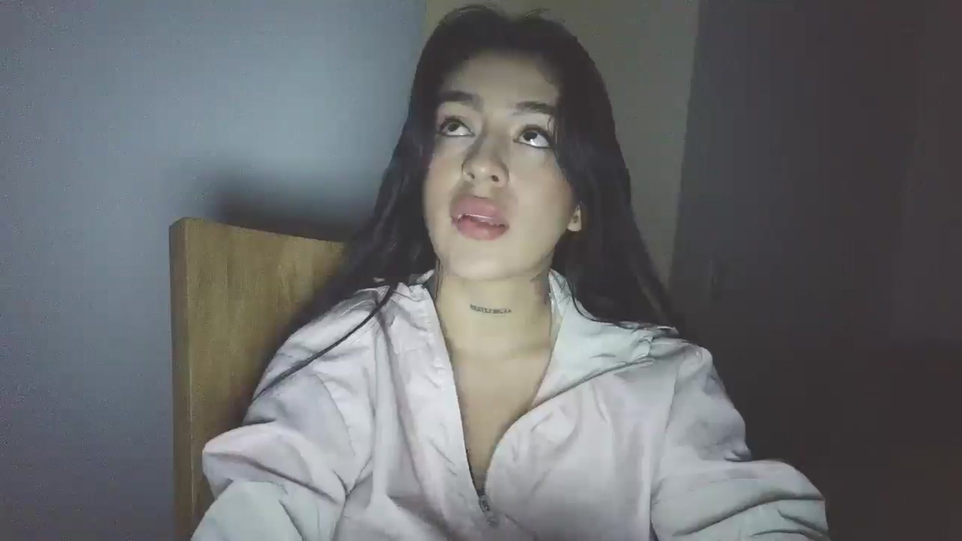 yesicat video thumbnail