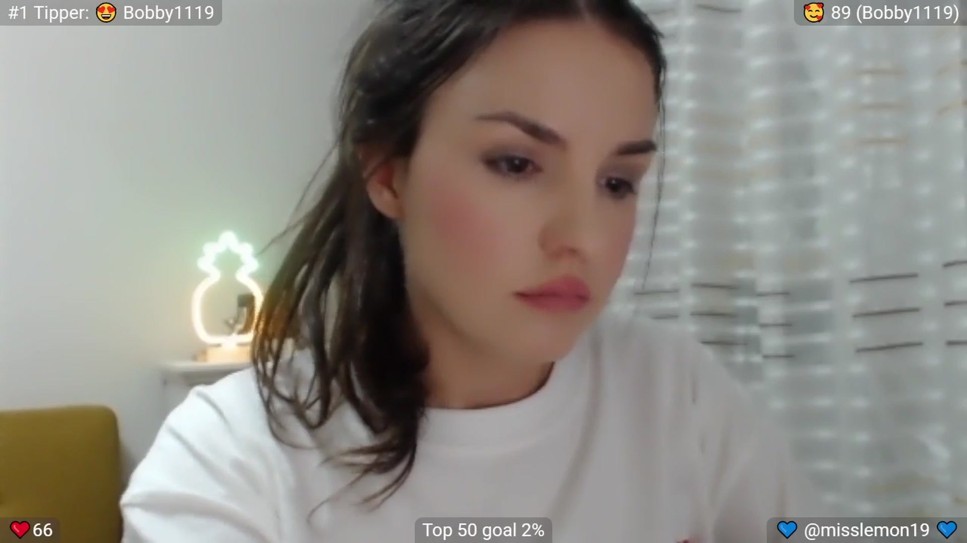 MissReno video thumbnail