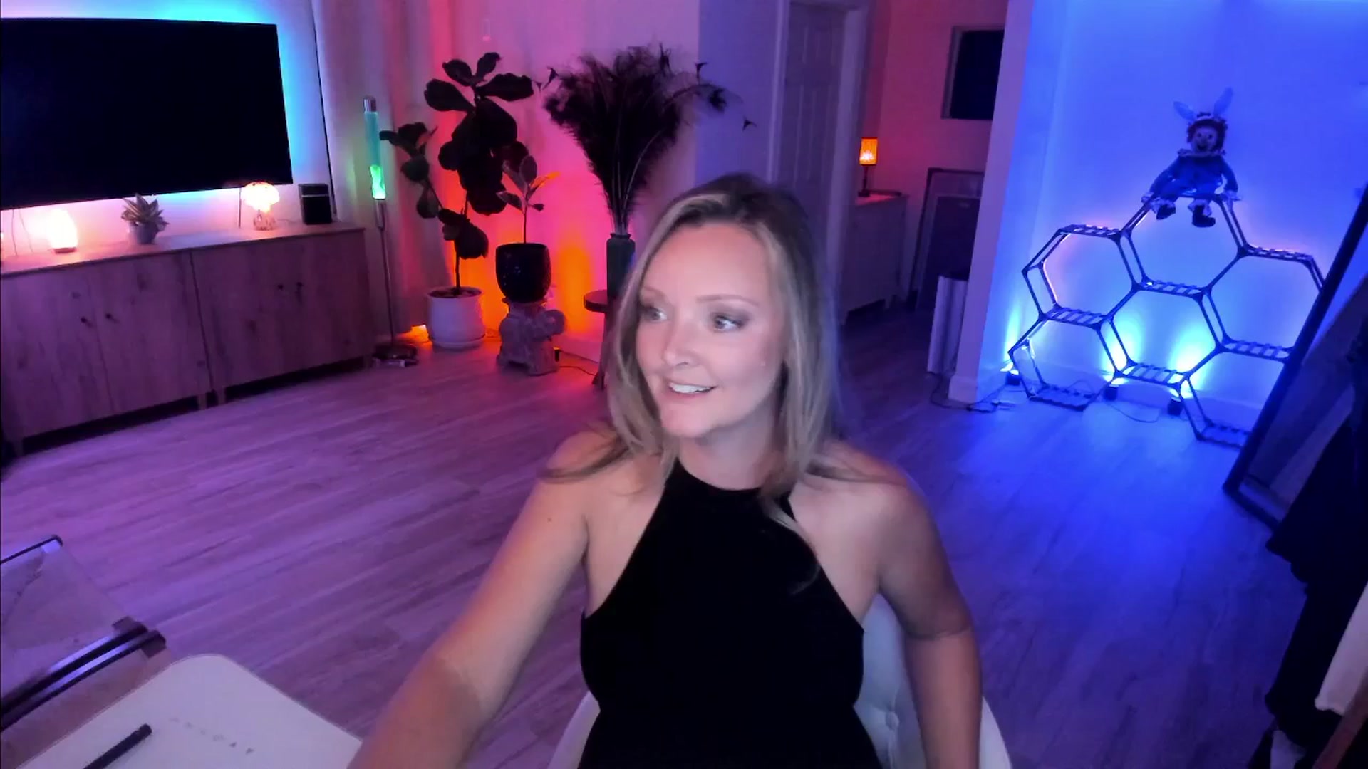 Topless video thumbnail
