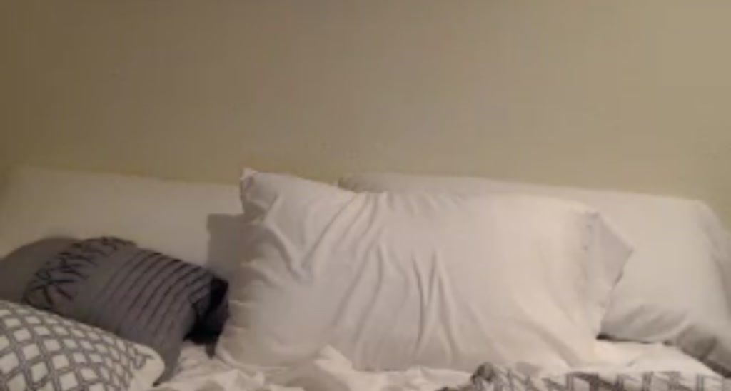 QueenEmi video thumbnail