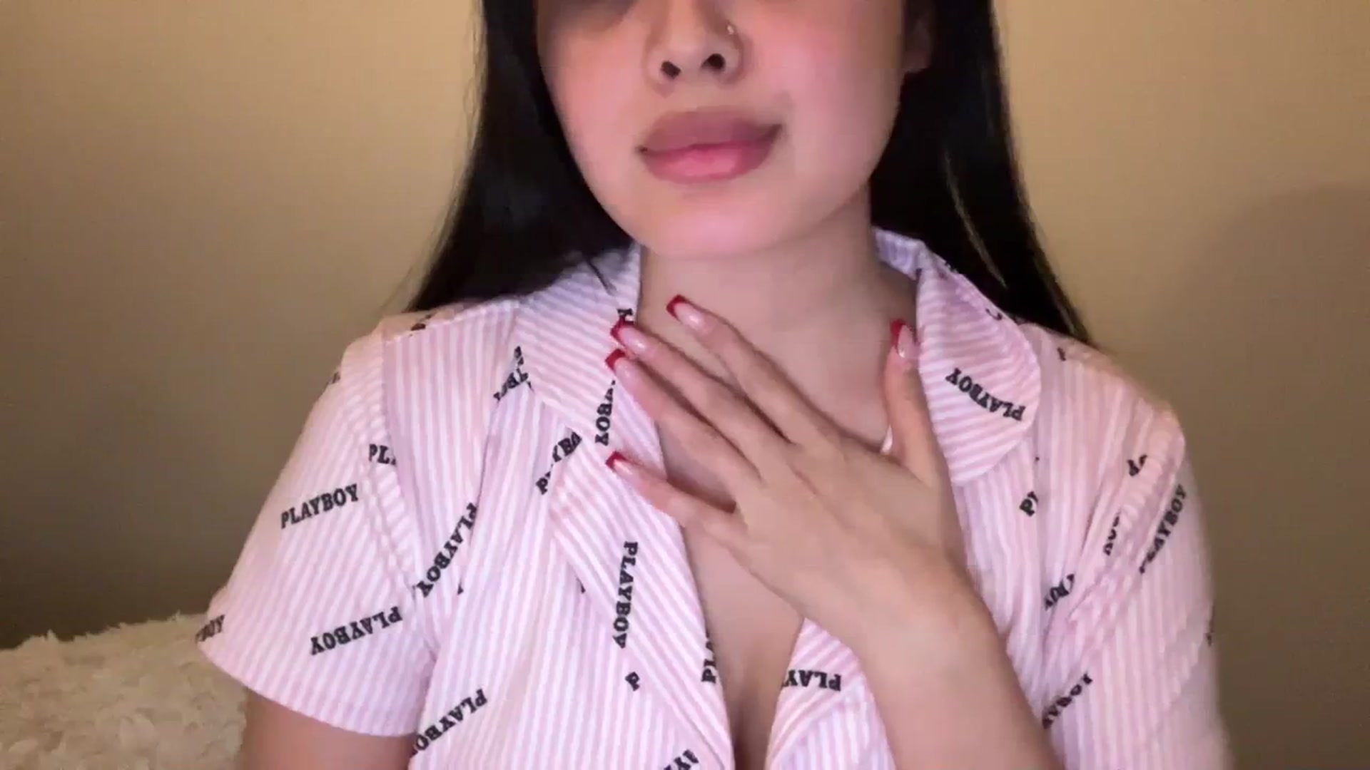 MsAkira video thumbnail