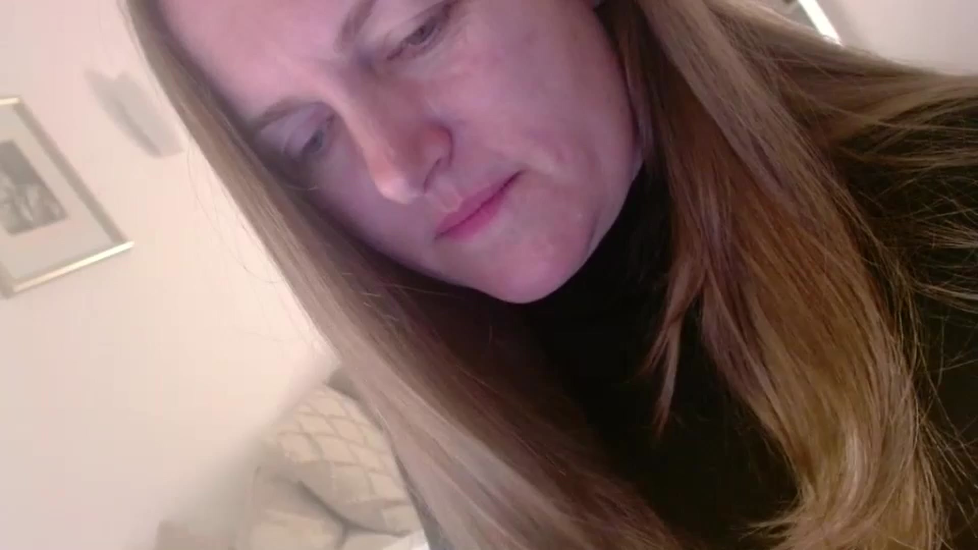 JustLily video thumbnail