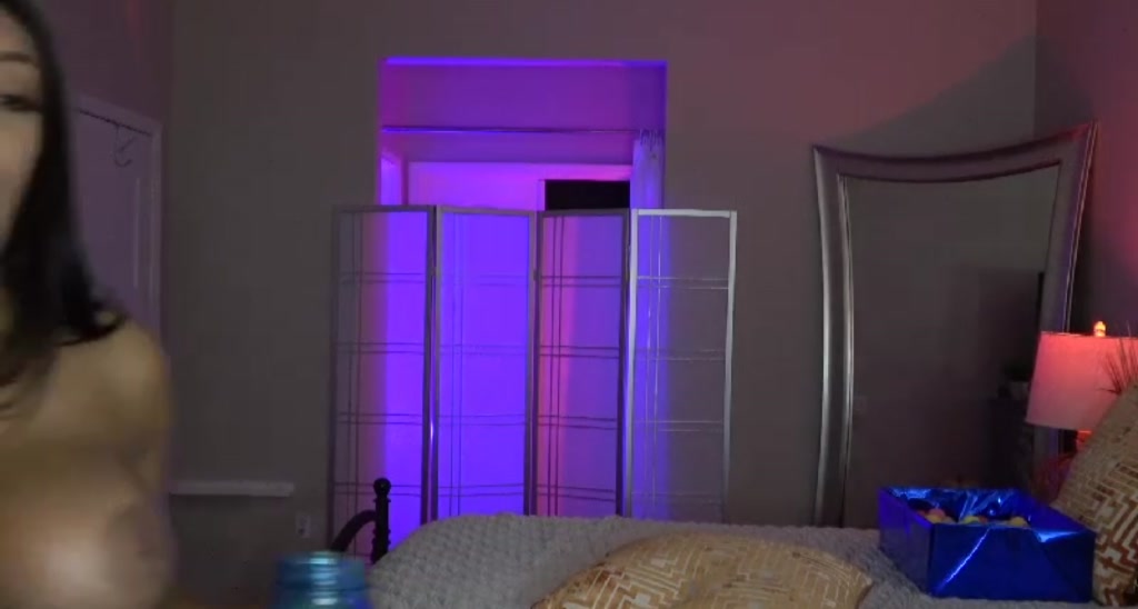 Ariana_Gray video thumbnail
