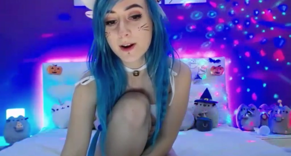 ROXYCAT video thumbnail