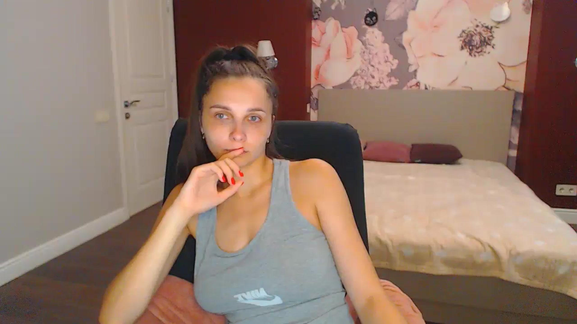 Karina_Mils video thumbnail