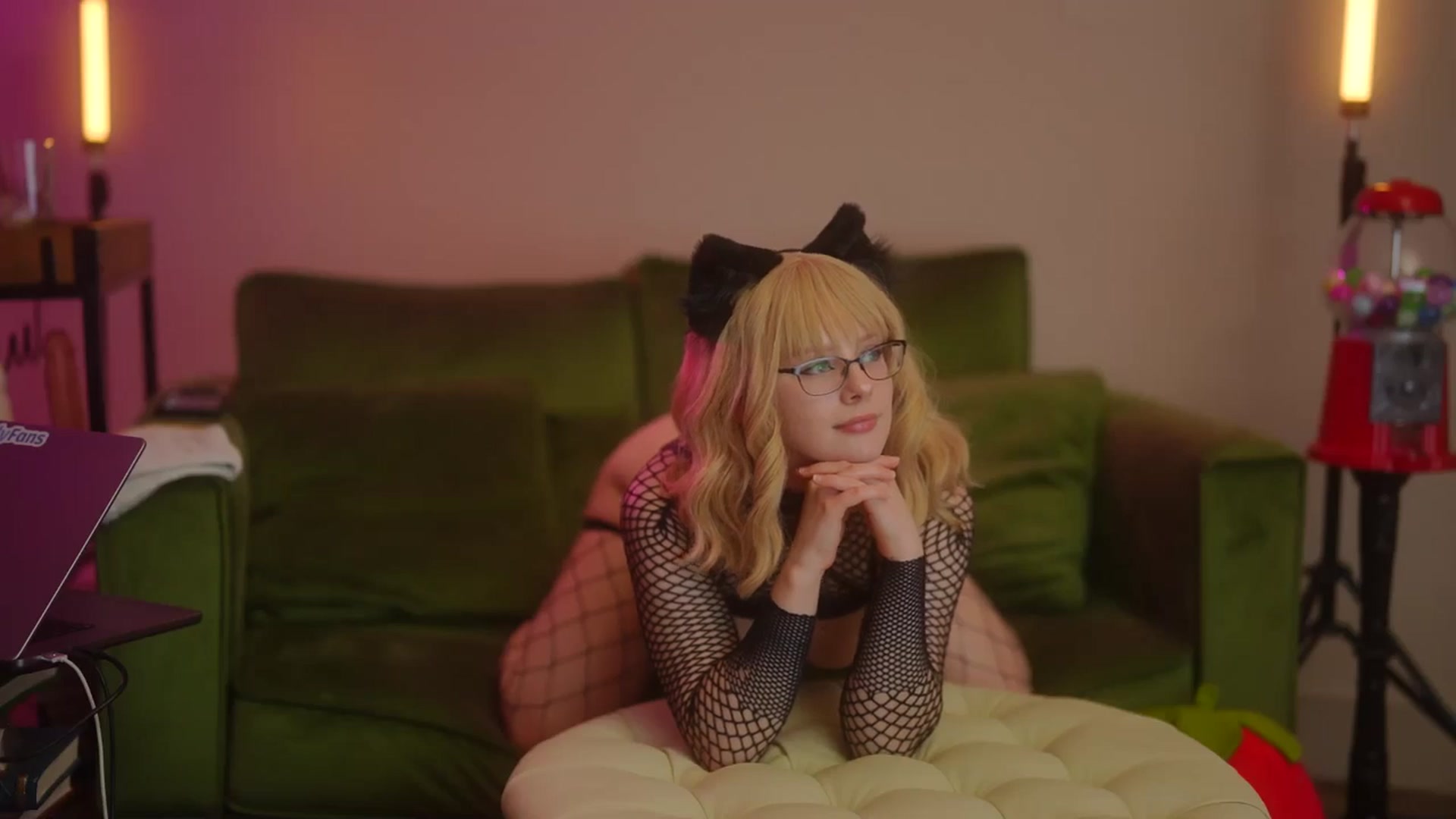 Kindfruitbat video thumbnail