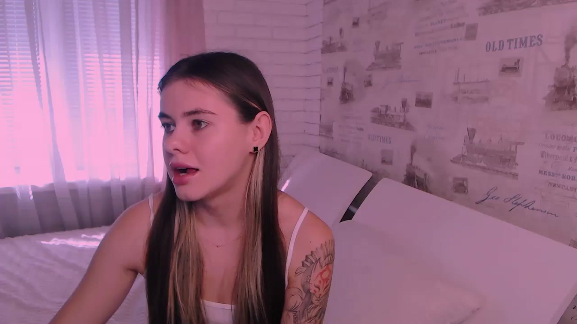 ZoeMil video thumbnail