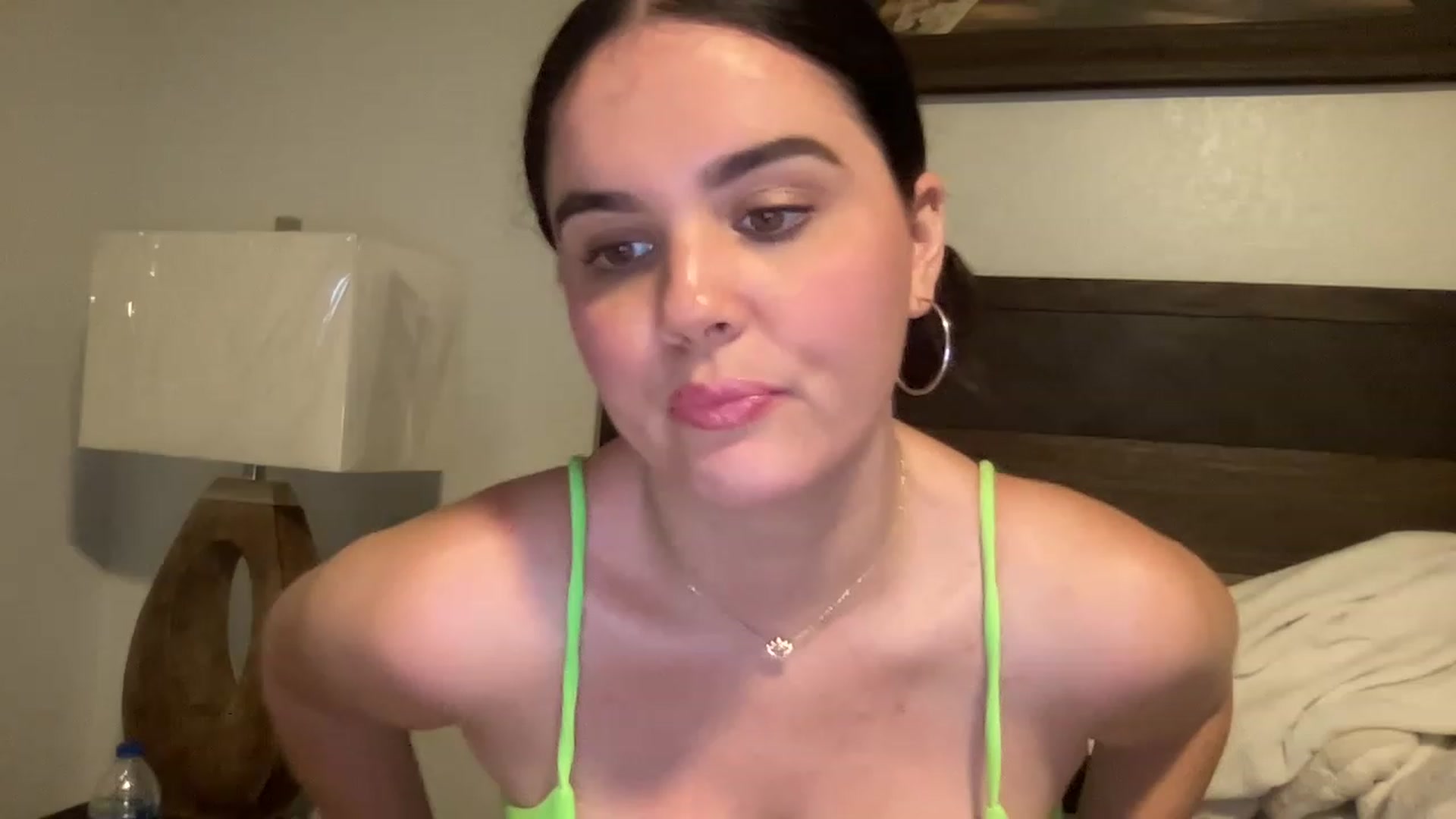 Giaislovely video thumbnail