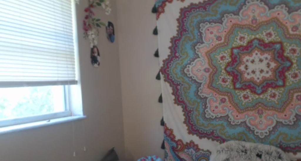 LillyCherub video thumbnail