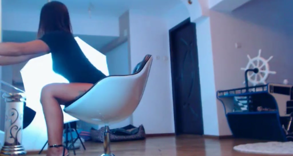 VanessaRusso video thumbnail