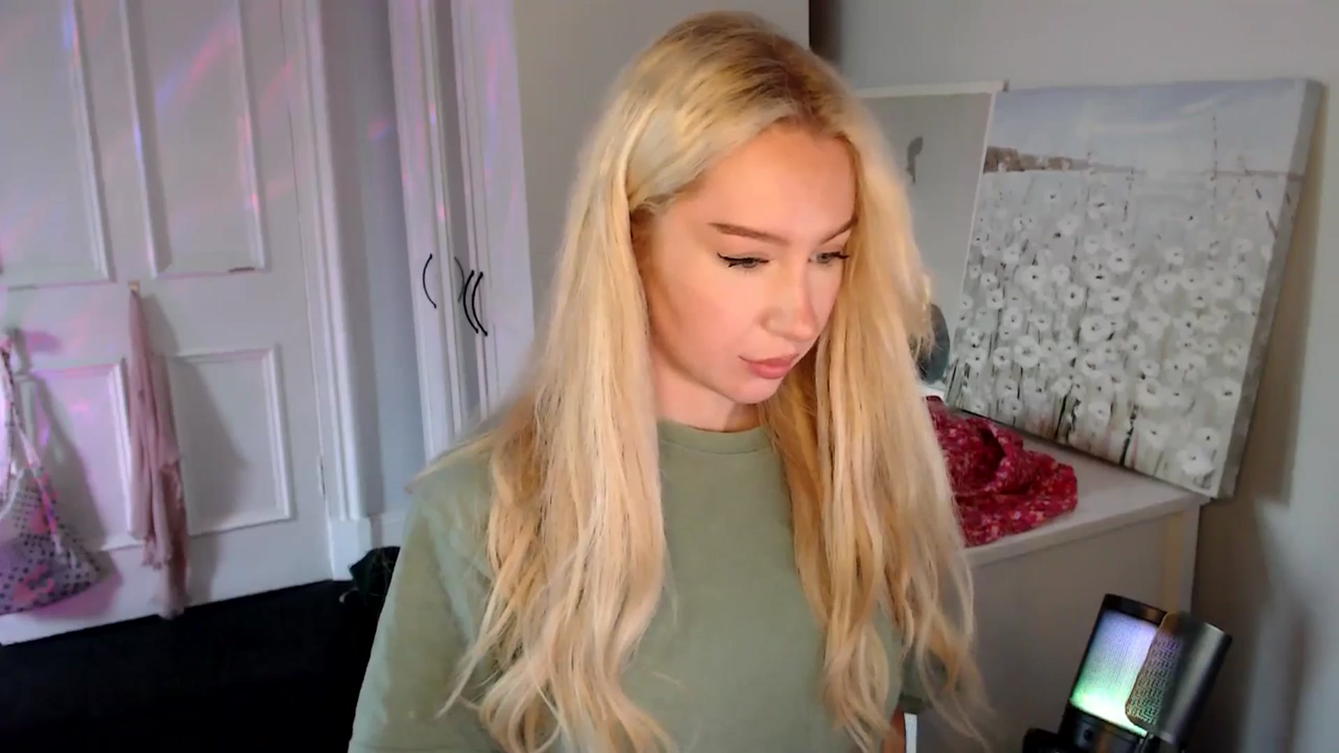 British_Cutie video thumbnail