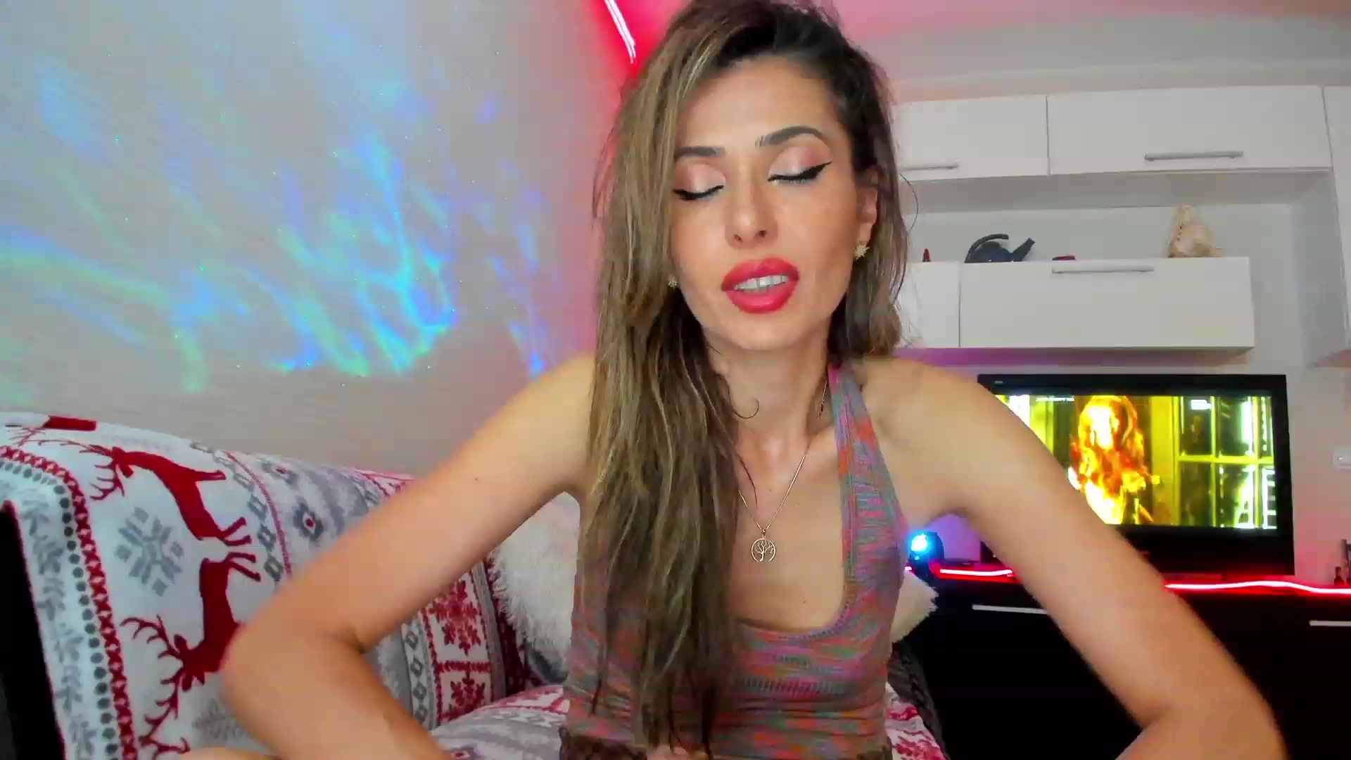 SmileyTinaa video thumbnail
