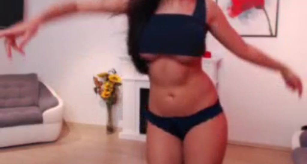 PoppyNaked video thumbnail