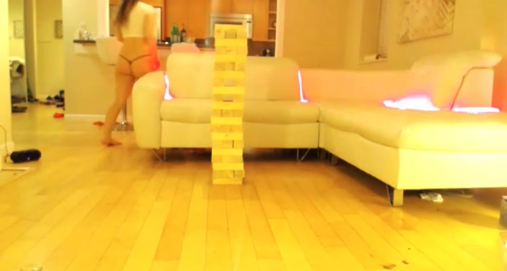 AriaNina video thumbnail