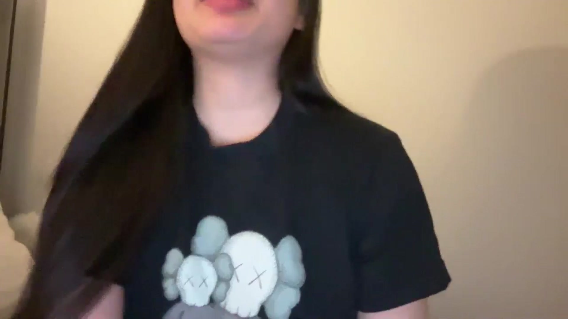 MsAkira video thumbnail